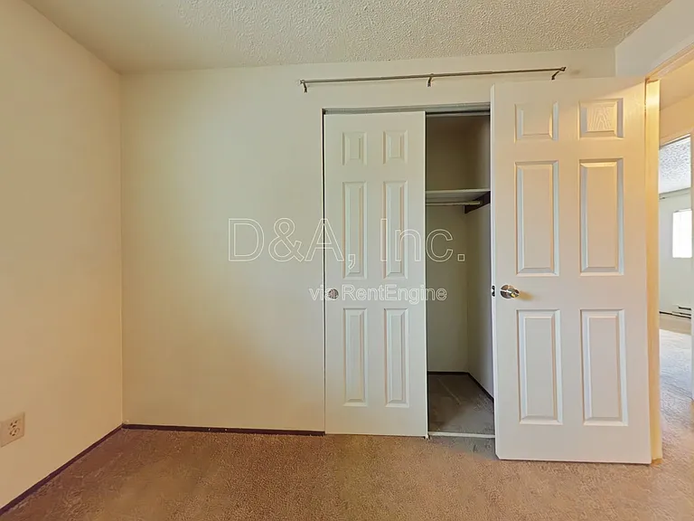 1150 NW Walnut Blvd — Photo 7