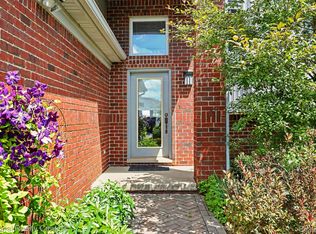 10368 Saint John Dr, Algonac, MI 48001