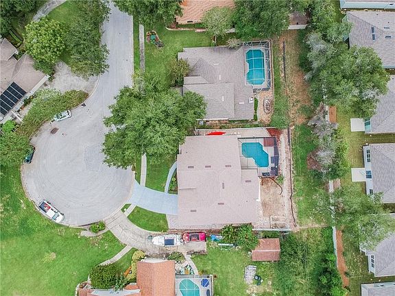 3rd image of 2404 Johio Bay Dr