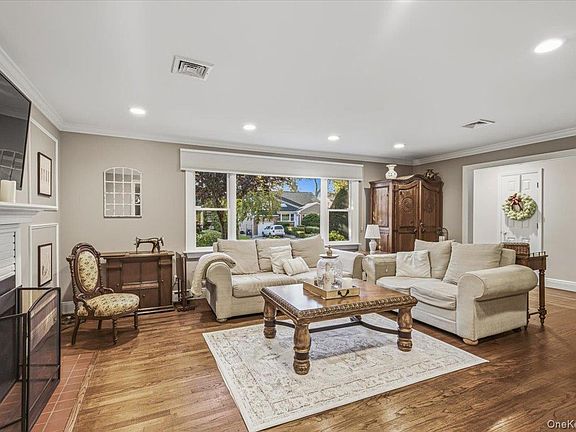 5th image of 109 Reeve Road