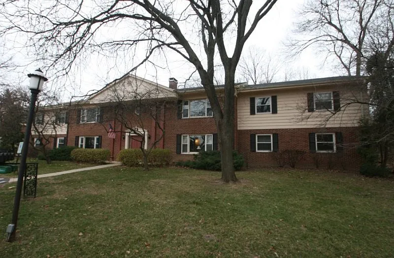W Bluemound Rd, Elm Grove — Photo 3
