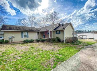 174A Honeysuckle Rd, Milledgeville, GA 31061