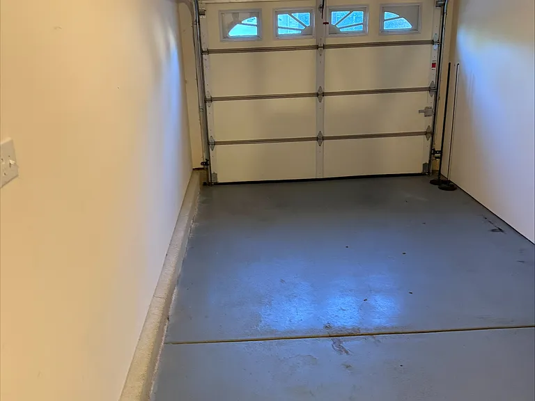 938 Veterans Ln — Photo 23