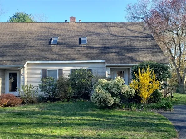 22 Garden Rd, Natick, MA 01760