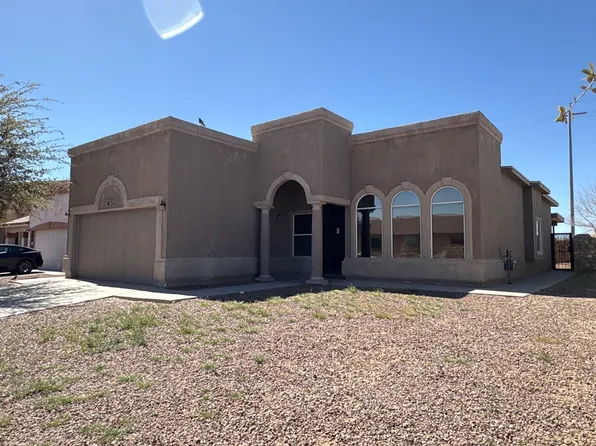 813 Desert Bush Dr, Horizon City, TX 79928