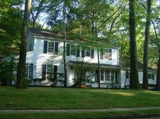 7 Brandywine Dr, East Brunswick, NJ