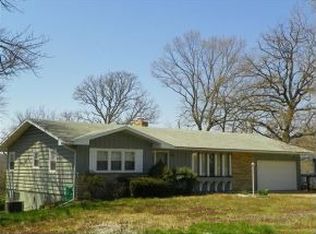 7 Pioneer Rd, Kimberling City, MO 65686