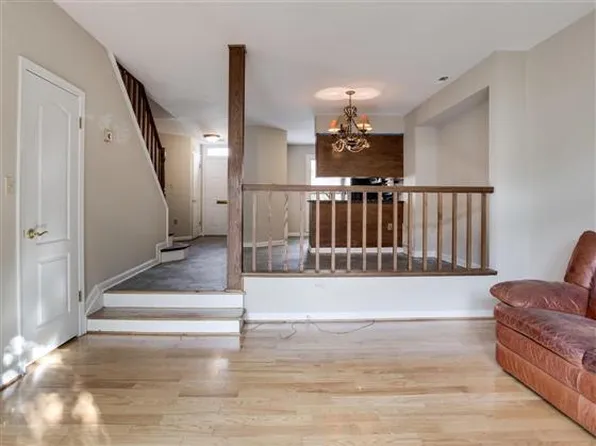 2007 Fountain St, Baltimore, MD 21231