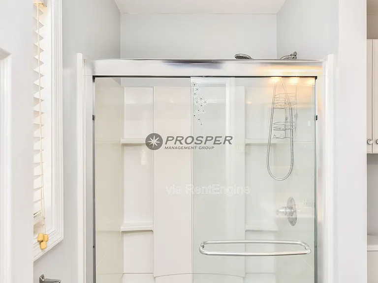 1082 Hampton Rd — Photo 15