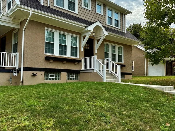 1500 Versailles Ave, McKeesport, PA 15132