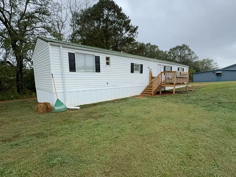 110 Joe Dyar Rd — Photo 1