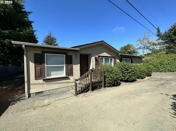 90967 Shell Ln, Coos Bay, OR 97420