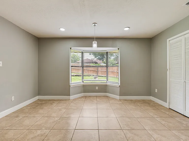1732 Delaford Ct — Photo 17