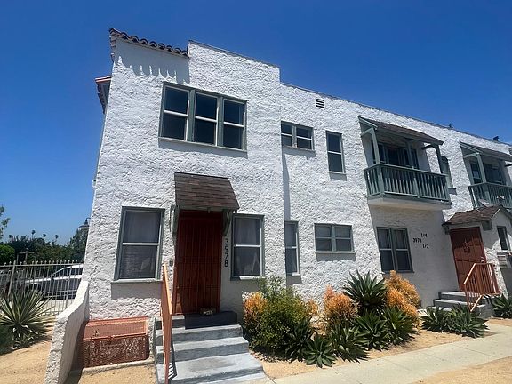 2nd image of 3978 La Salle Ave #3/4
