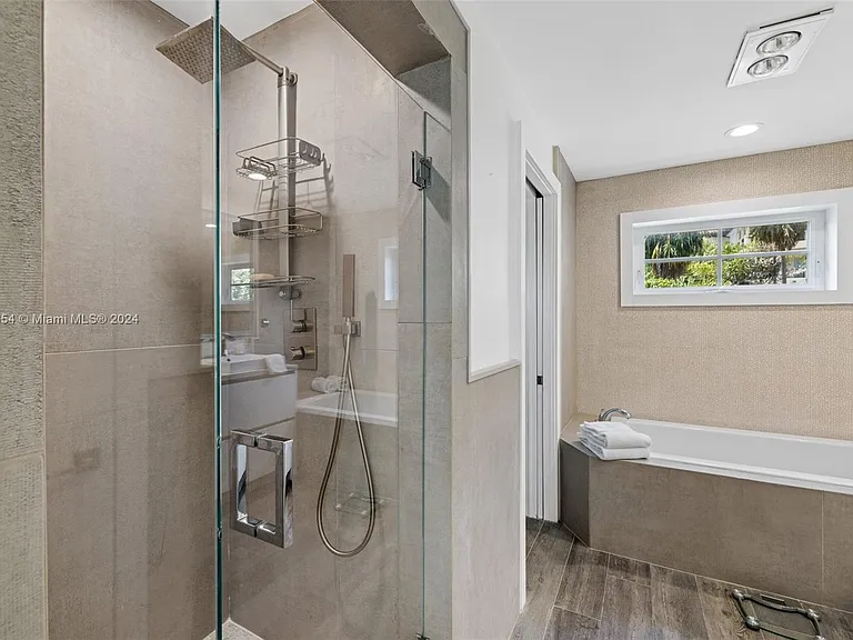 15122 Fisher Island Dr #15122 — Photo 15