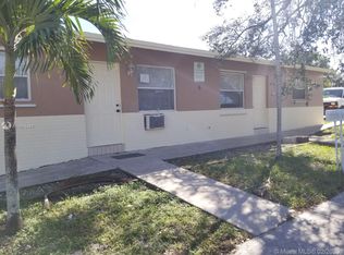 6 NW 7th Ave #2, Dania, FL 33004