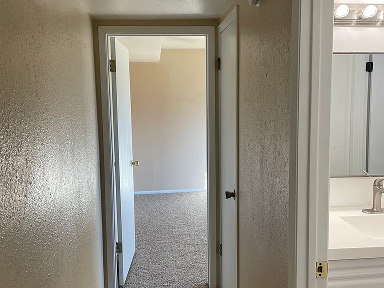 114 Lilac Way #A — Photo 5