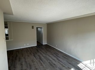 1049 N Genesee Ave APT 4, Los Angeles, CA 90046