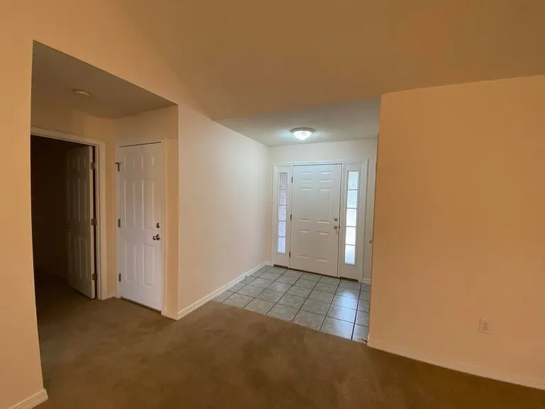 6728 Leisure St — Photo 2