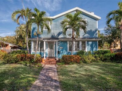 165 21st Ave NE, Saint Petersburg, FL, 33704