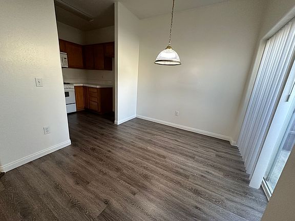 2nd image of 718 Orchid Dr APT C