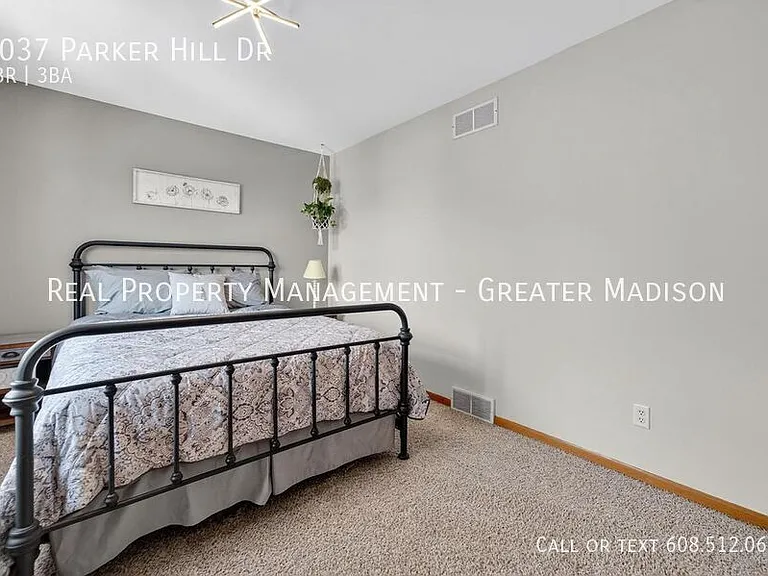 7037 Parker Hill Dr — Photo 16