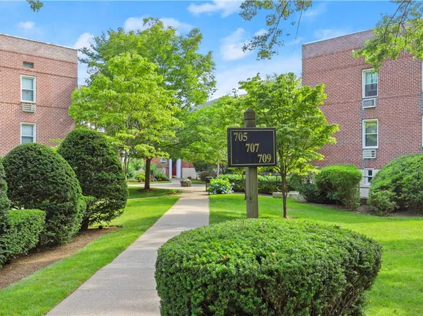 709 Palmer Court #1A, Mamaroneck, NY 10543