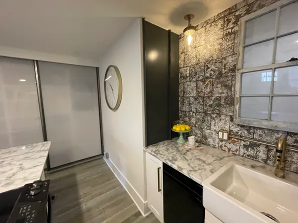 1233 N Ogden St APT 210, Denver, CO 80218