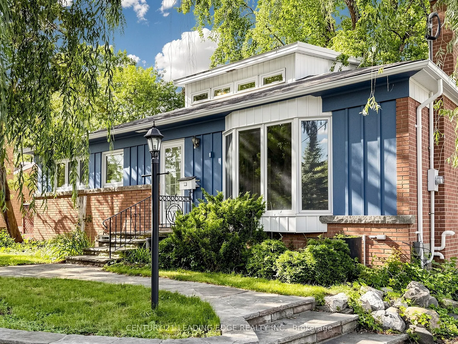 4 bed, $3,000 — Photo 2