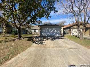 7335 Summer Pl, San Antonio, TX 78250