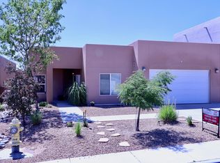 6121 Carl St, Farmington, NM 87402