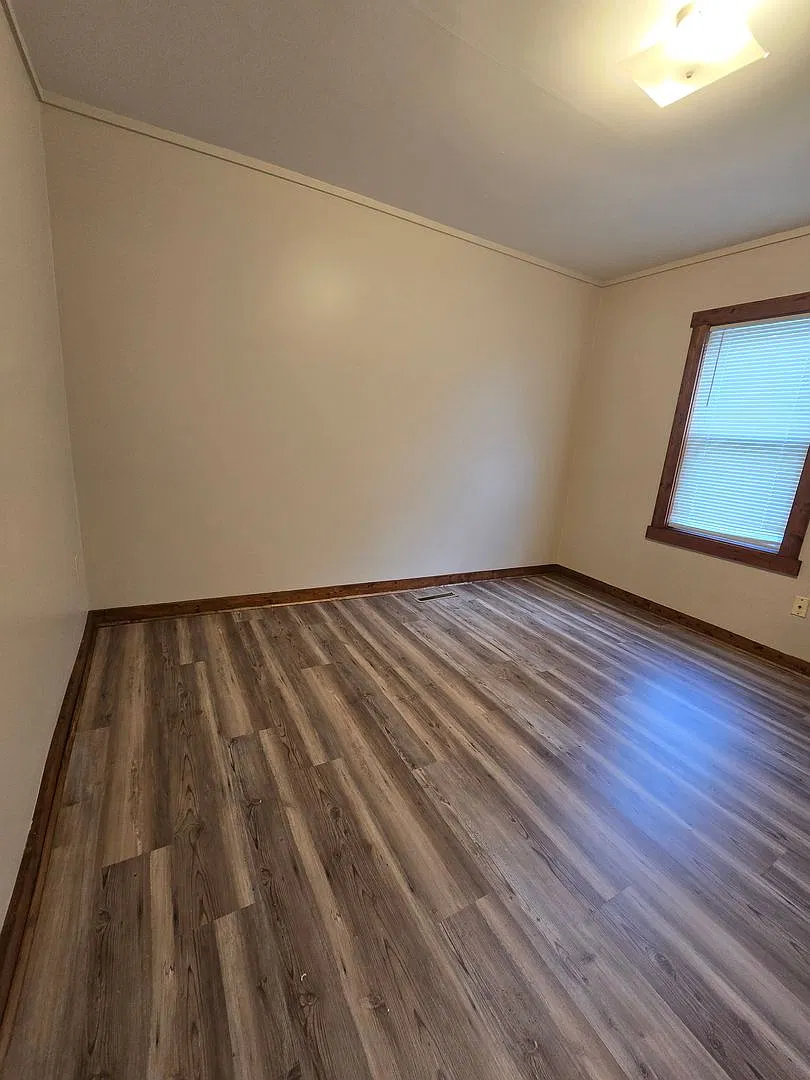 2 bedroom 1 bathroom — Photo 3