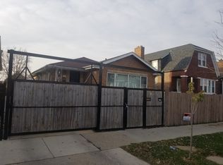 6330 S Sacramento Ave, Chicago, IL 60629