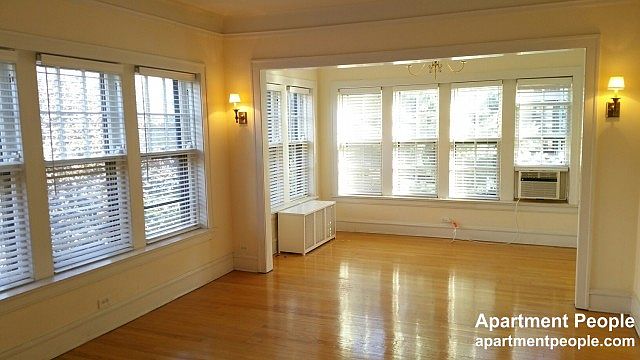 1st image of 854 Hinman Ave APT 2S