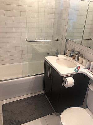 3rd image of 50 Battery Pl APT 7F