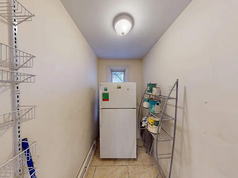 46 Middle St #3 — Photo 9