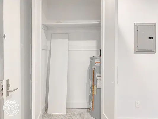 Rented by MySpaceNYC | media 6