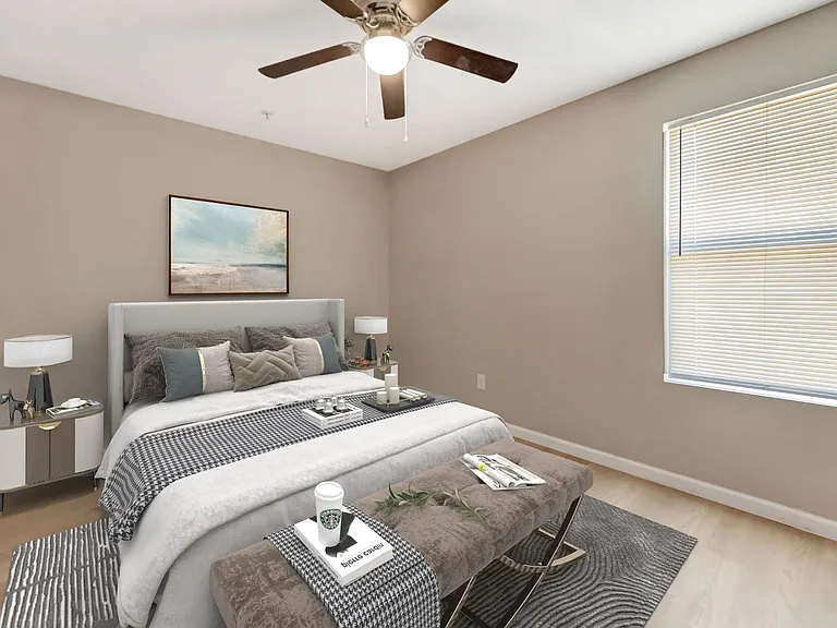 Creekside Apartments — Photo 4