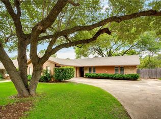 218 Swan Ridge Dr, Duncanville, TX 75137