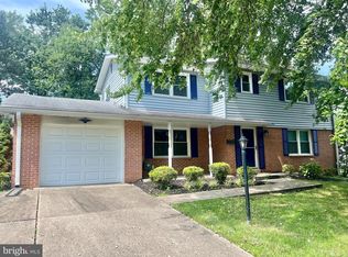 24 Cullinan Dr, Gaithersburg, MD 20878