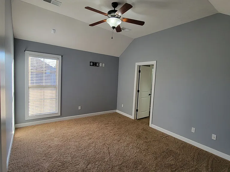 10 Birch Hollow Ln — Photo 5