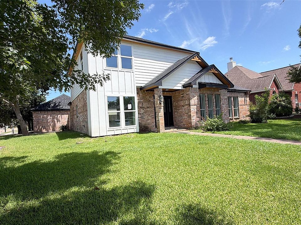 1st image of 14826 El Grande Dr
