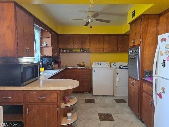 Listing photo 5