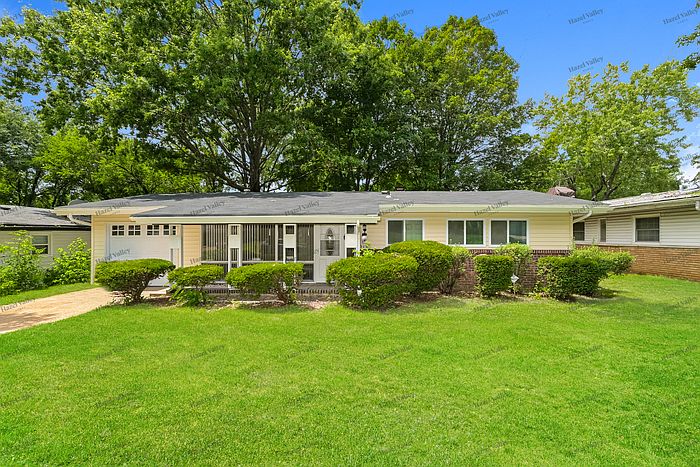 1st image of 515 Durwood Dr