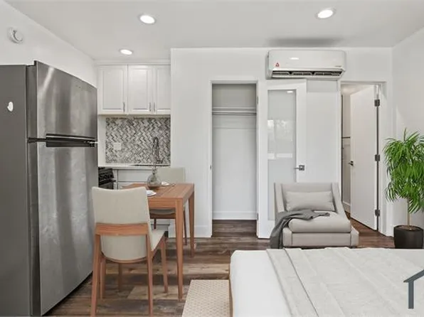 2730 Raymond Ave APT 4, Los Angeles, CA 90007