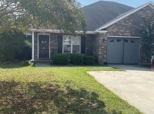 3540 Beacon Dr, Sumter, SC 29154