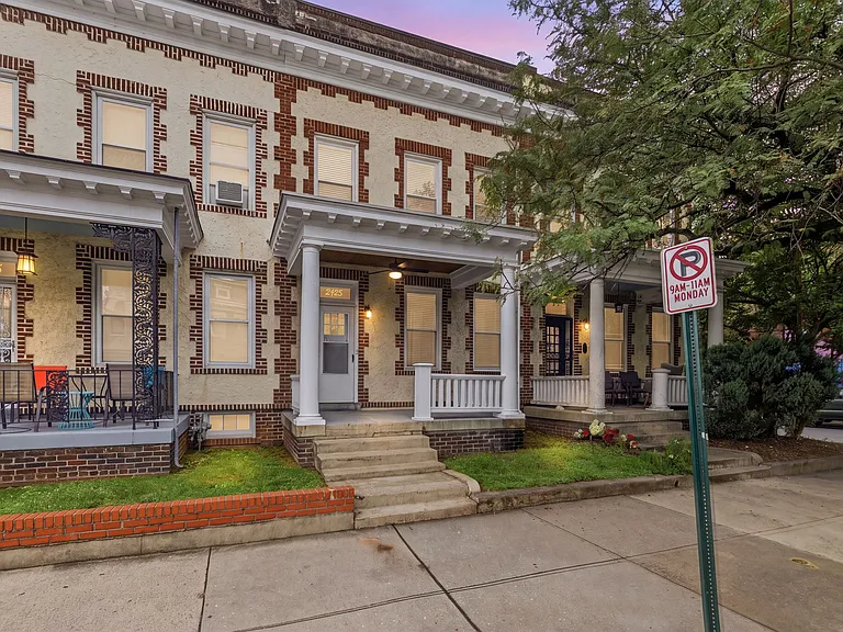 2425 W Main St — Photo 1