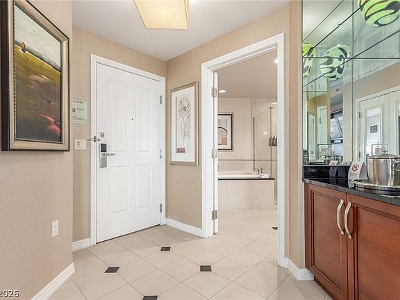 3rd image of 125 E Harmon Ave #2116