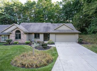1605 N Little River Ct, Huntington, IN 46750