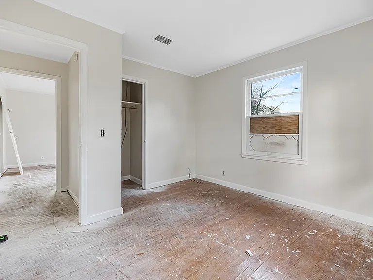3001 Mason St — Photo 6